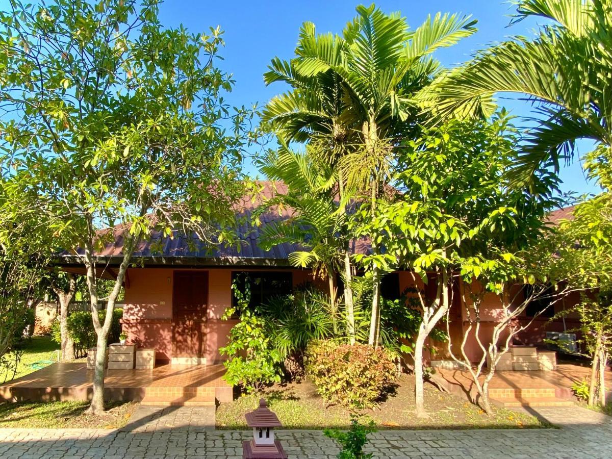 Mom And Me Resort & Farm Doi Saket Ngoại thất bức ảnh